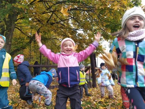 VÝLET DO BAREVNÉ PŘÍRODY